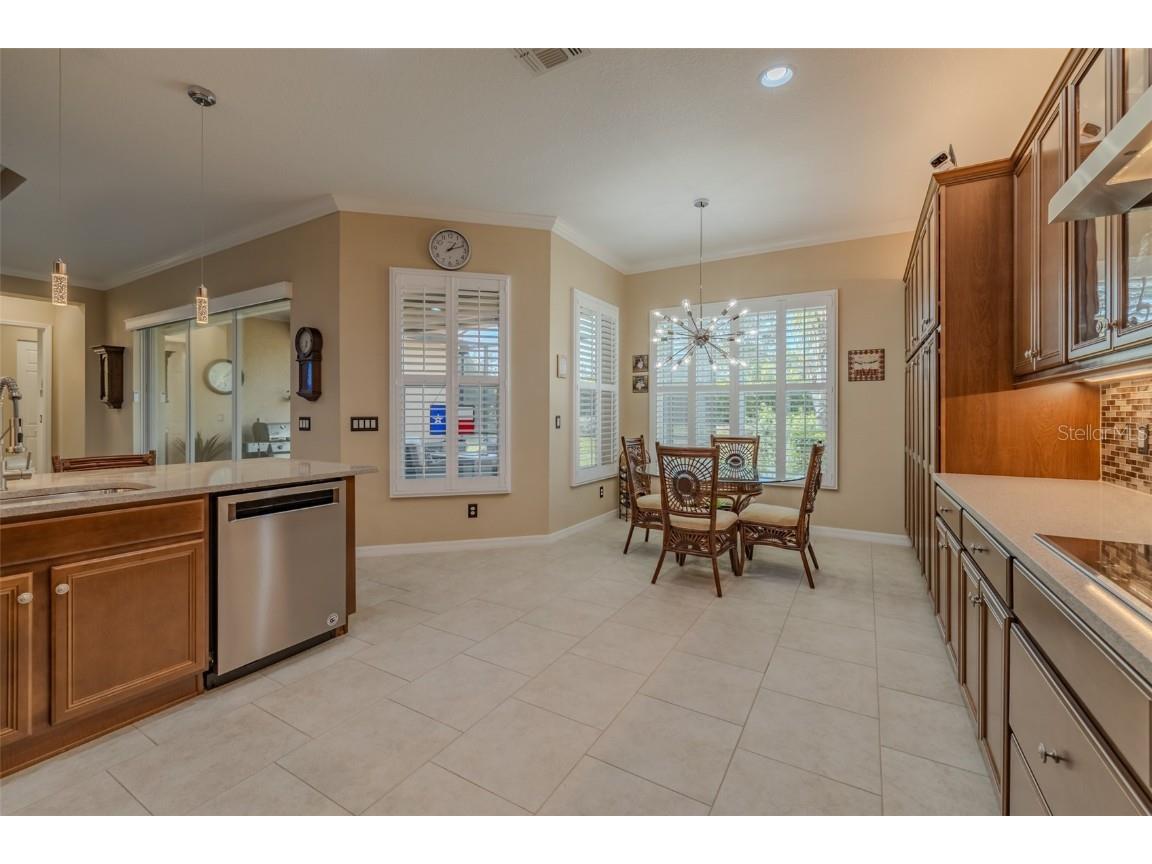 16301 Garnet Glen Place Wimauma FL 33598 TB8460648 image22