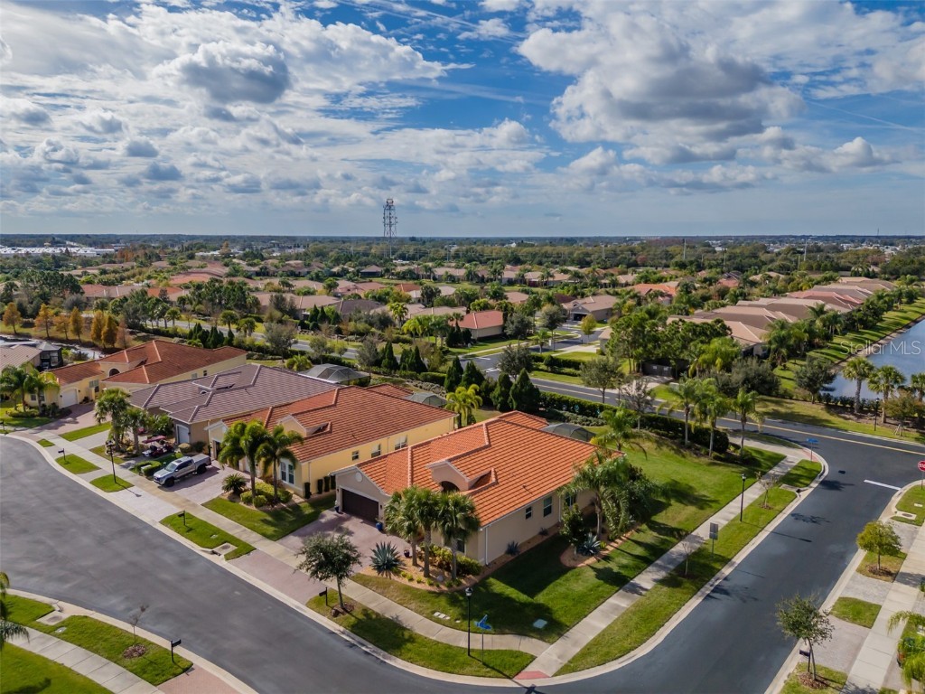 16301 Garnet Glen Place Wimauma FL 33598 TB8460648 image3