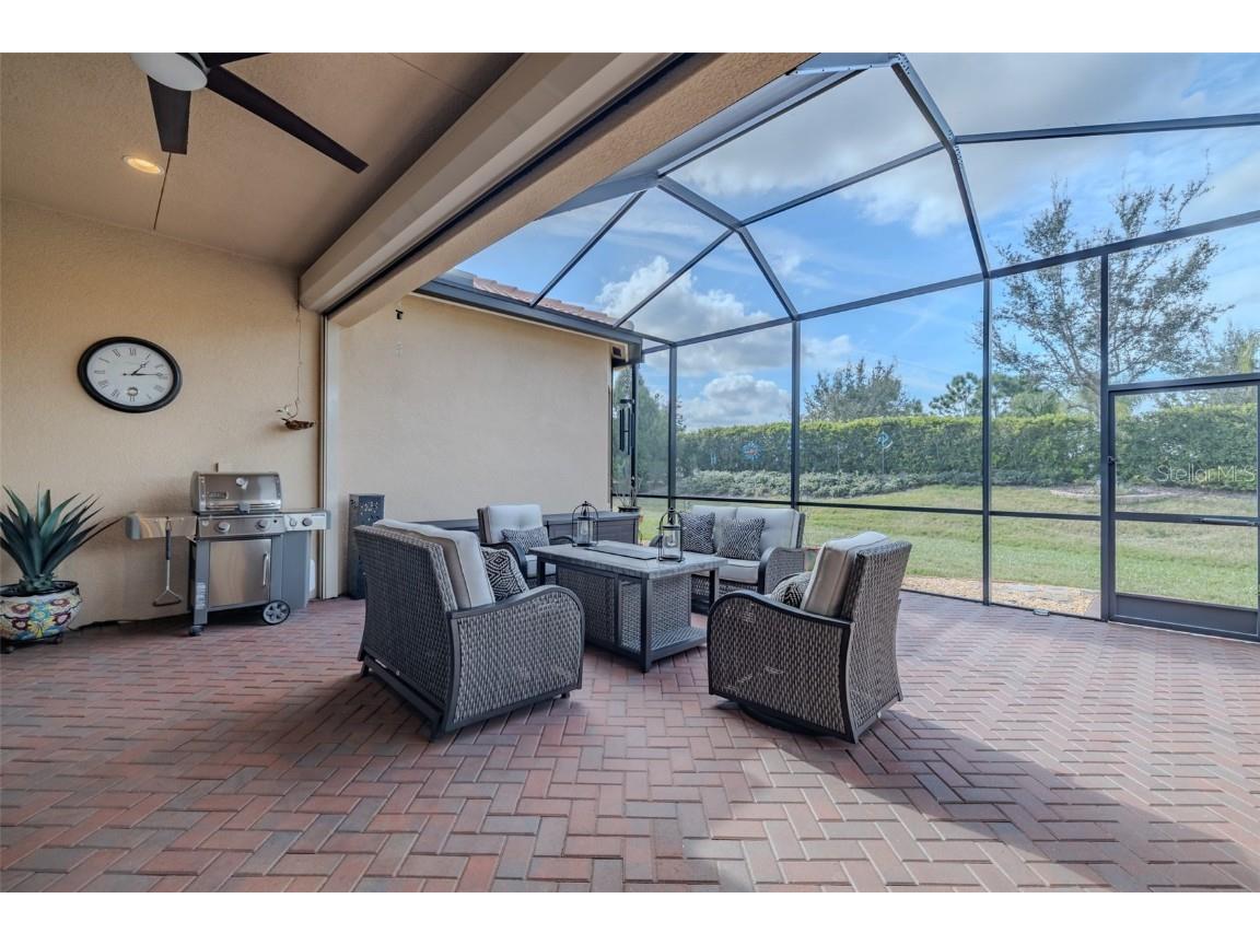 16301 Garnet Glen Place Wimauma FL 33598 TB8460648 image48