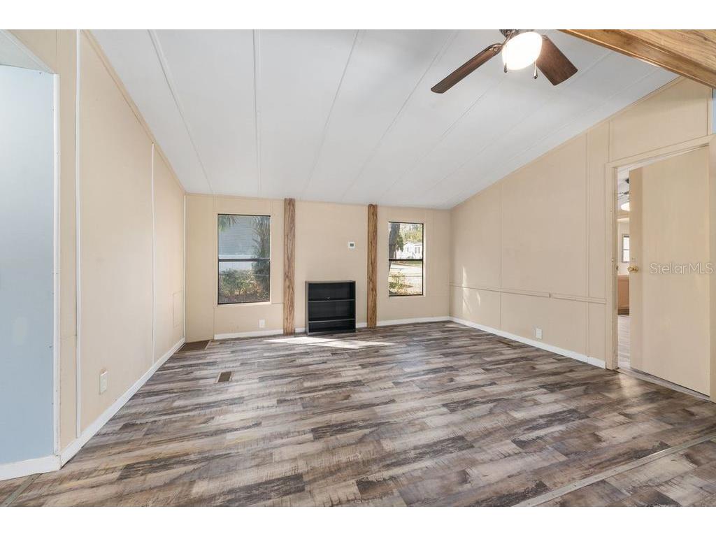 16302 SE 57th Street Ocklawaha FL 32179 OM718567 image18