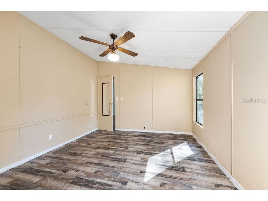 16302 SE 57th Street Ocklawaha FL 32179 OM718567 image37