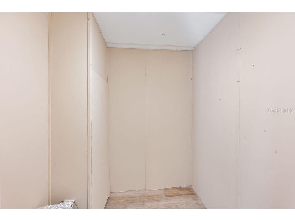 16302 SE 57th Street Ocklawaha FL 32179 OM718567 image40