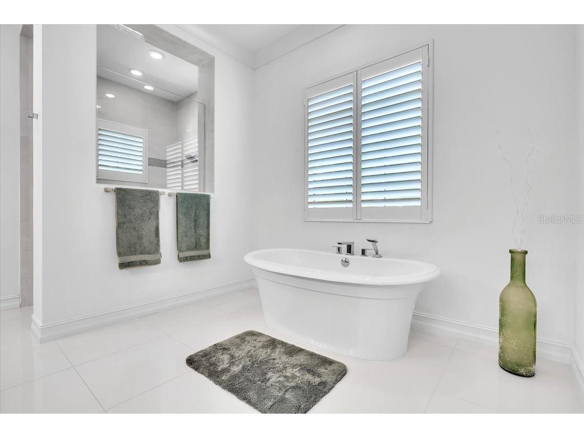 16306 Daysailor Trail Lakewood Ranch FL 34202 A4692890 image36
