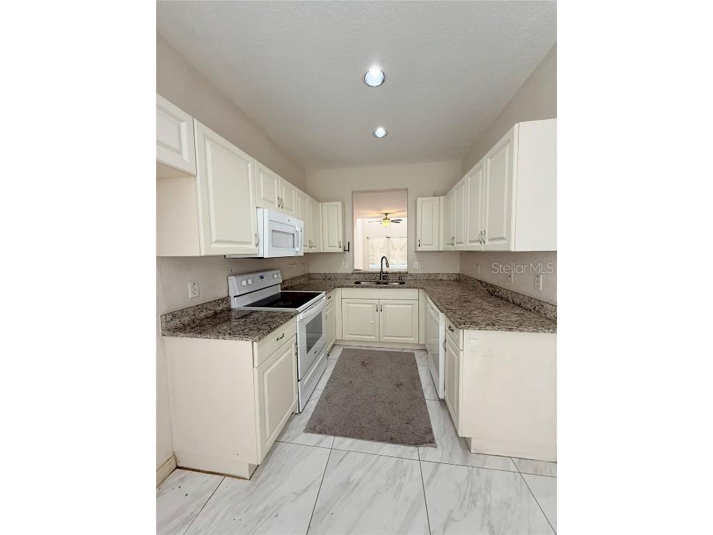 16306 Parkstone Palms Court Tampa FL 33647 TB8451881 image12