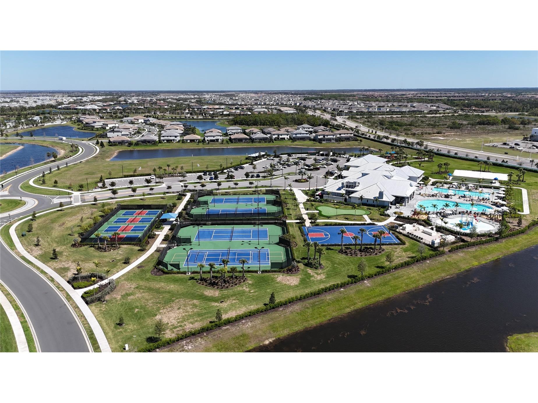 16309 Tradewind Terrace Lakewood Ranch FL 34211 A4690495 image86