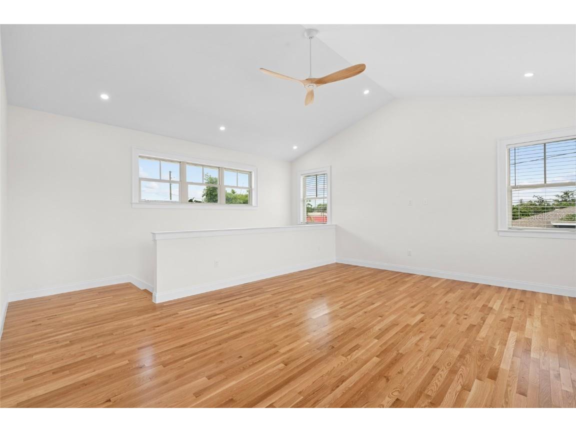 1631 31st Avenue N Saint Petersburg FL 33713 TB8410223 image13