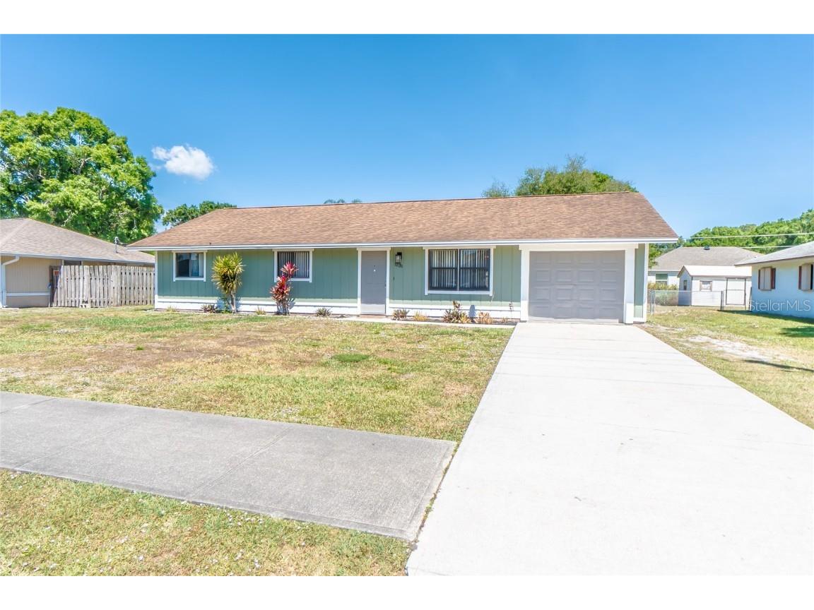 1631 Charles Boulevard NE Palm Bay FL 32907 O6294648 image1