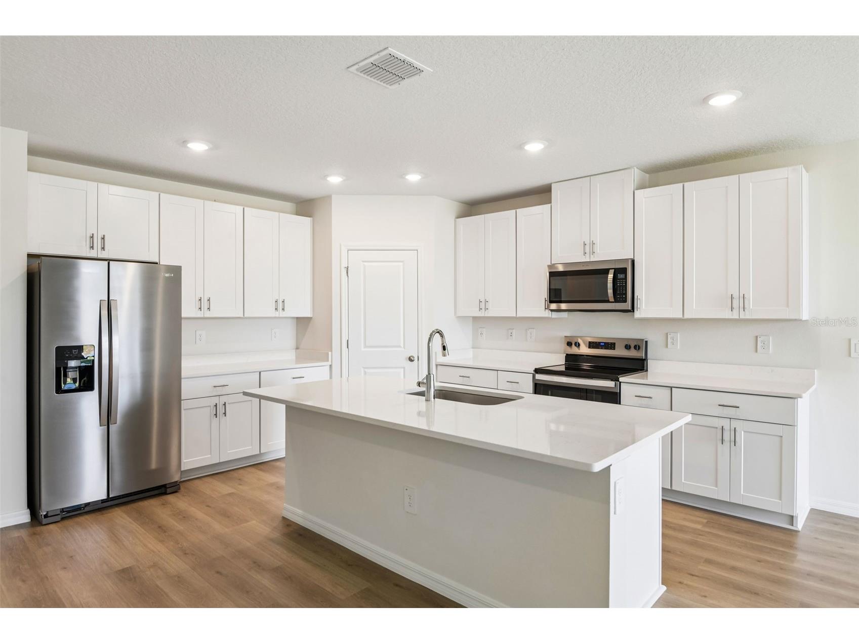 1631 Coolridge Place Zephyrhills FL 33541 TB8494708 image14