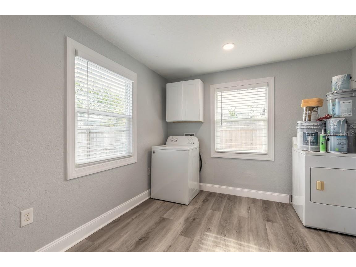 1631 Granada Avenue Daytona Beach FL 32117 V4945039 image24