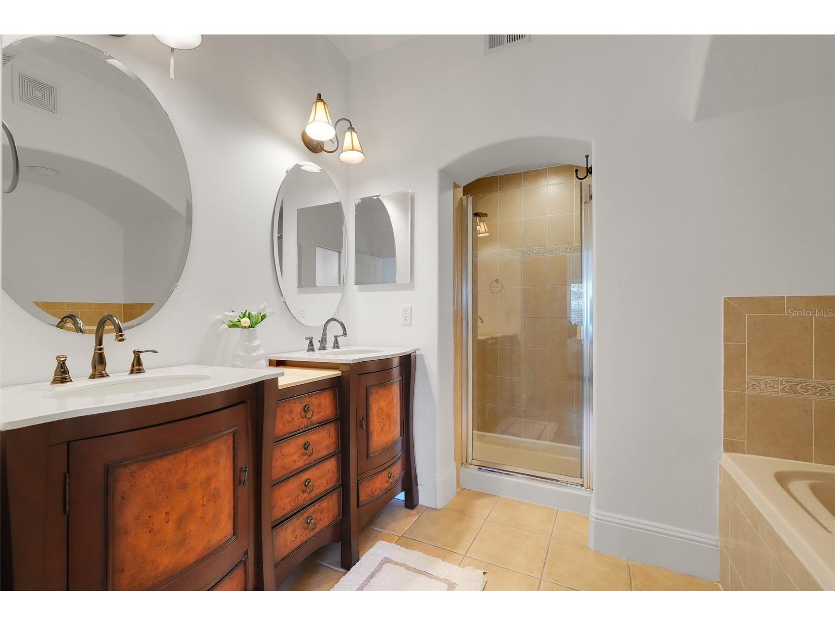 1631 Lakemont Avenue Orlando FL 32814 O6410319 image24