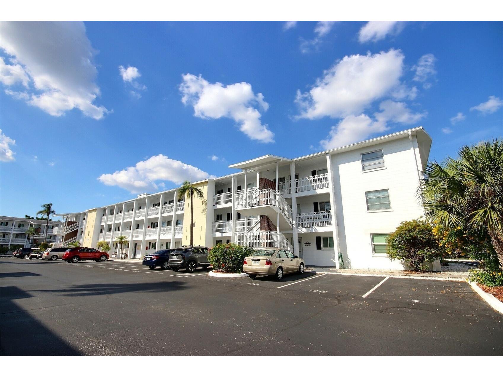 1631 Leisure Drive #M36 Bradenton FL 34207 A4679422 image1