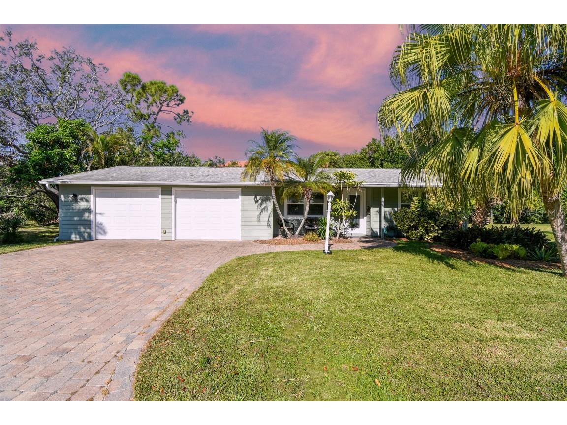 1631 Memory Lane Sarasota FL 34231 A4561690 image1