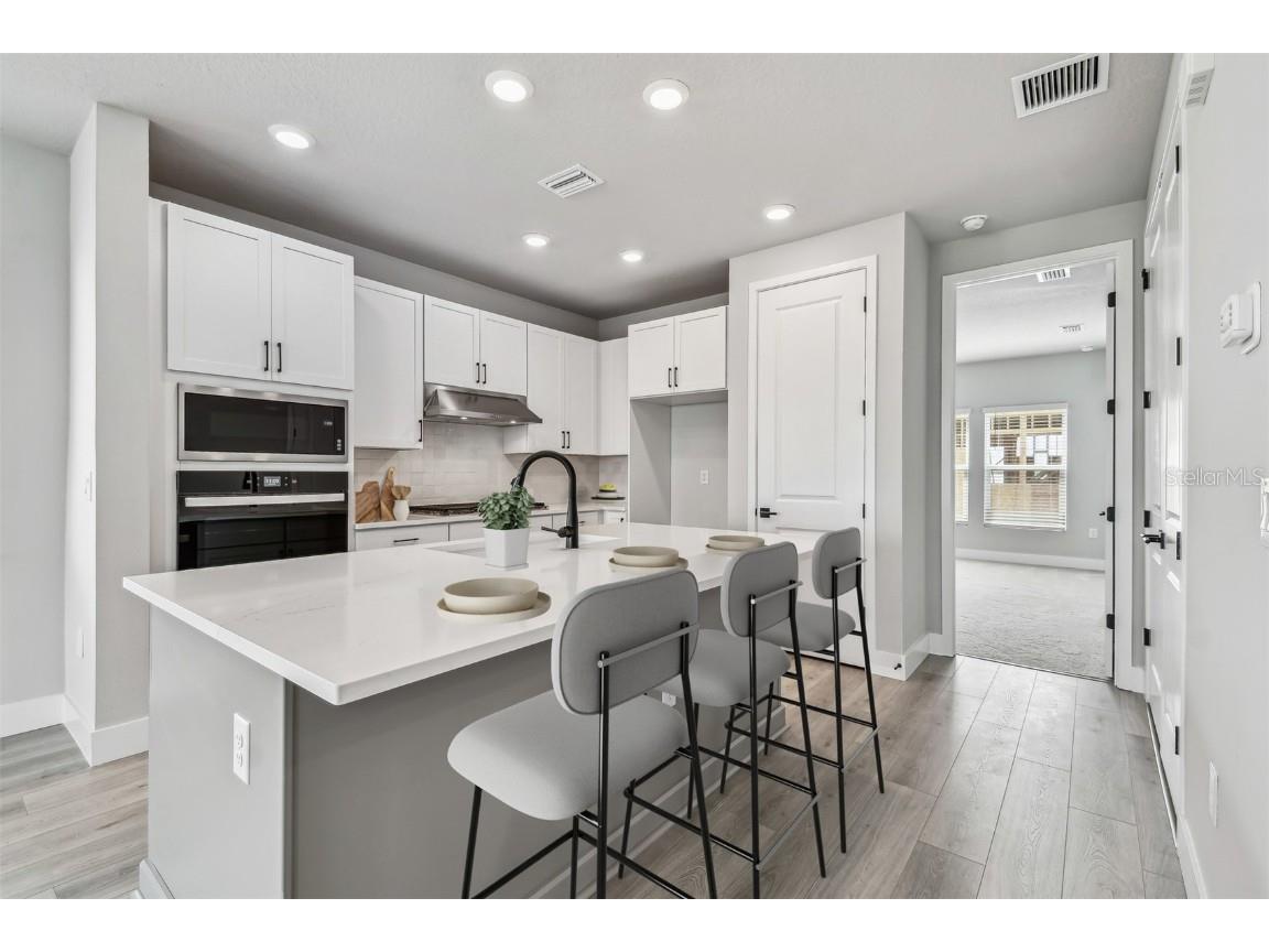 1631 Springwell Lane Sarasota FL 34240 TB8380079 image8