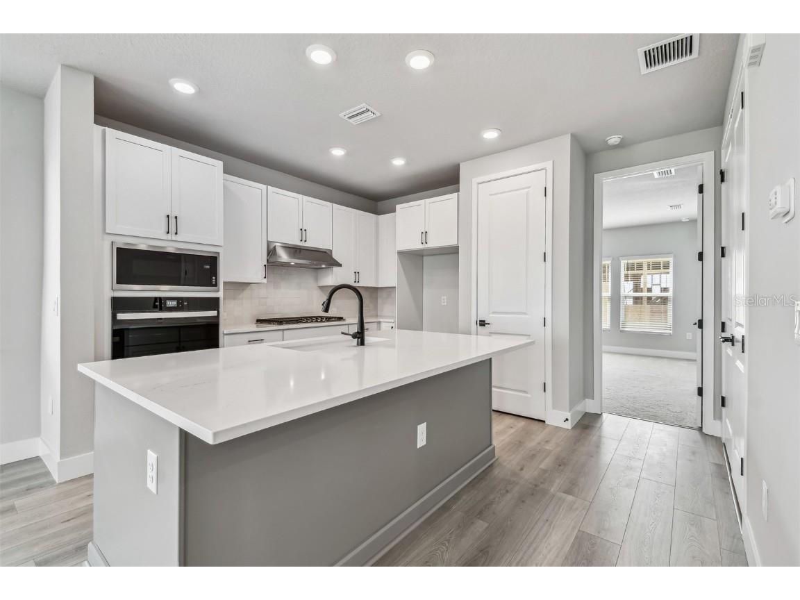 1631 Springwell Lane Sarasota FL 34240 TB8380079 image9