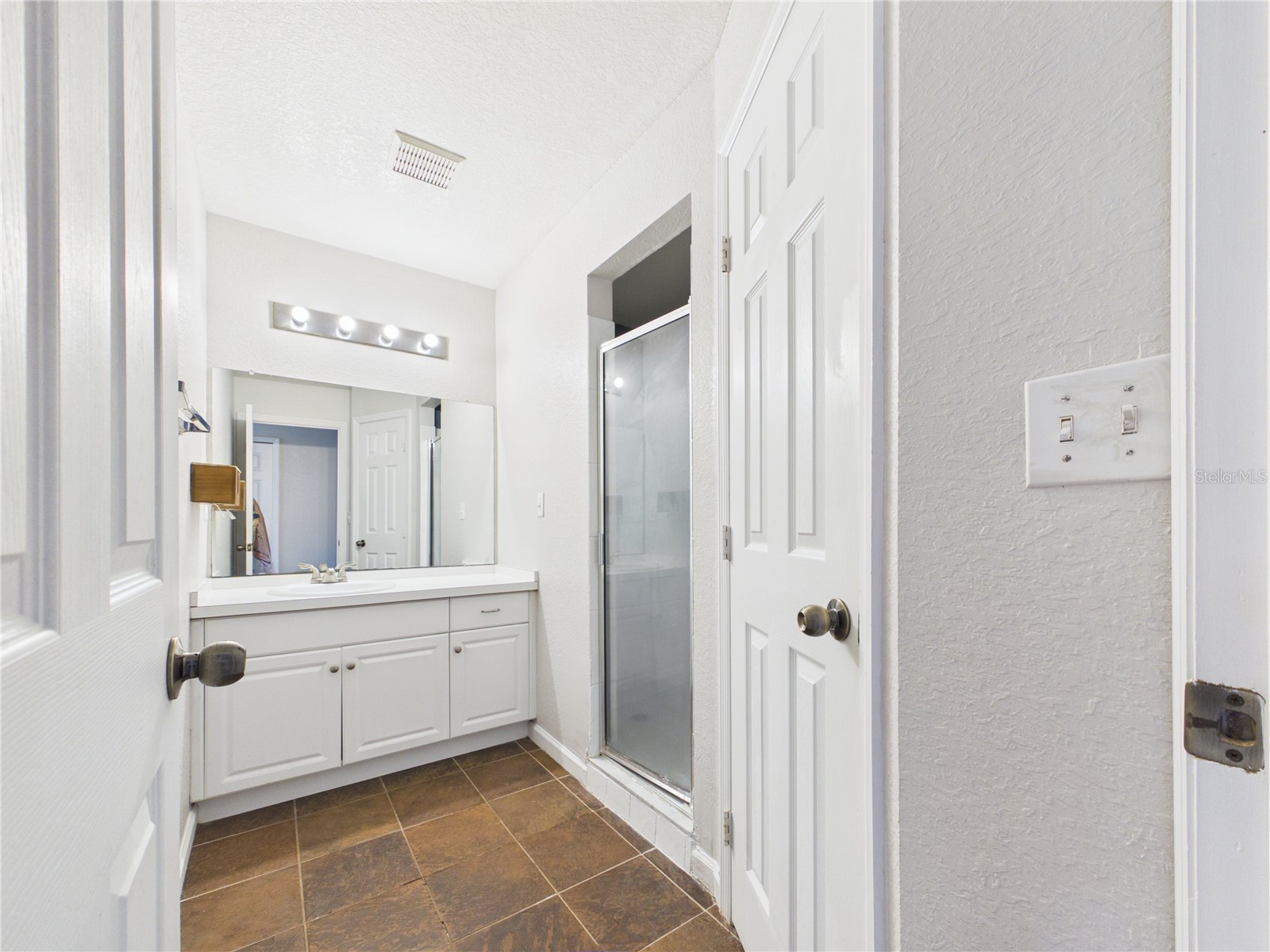 16310 Fairford Palms Court Tampa FL 33647 TB8521493 image31