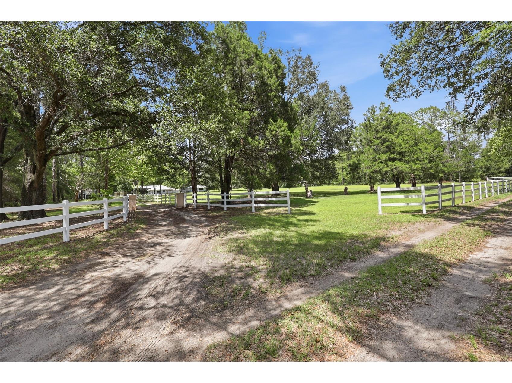 16310 NW 40th Place Newberry FL 32669 GC541452 image86