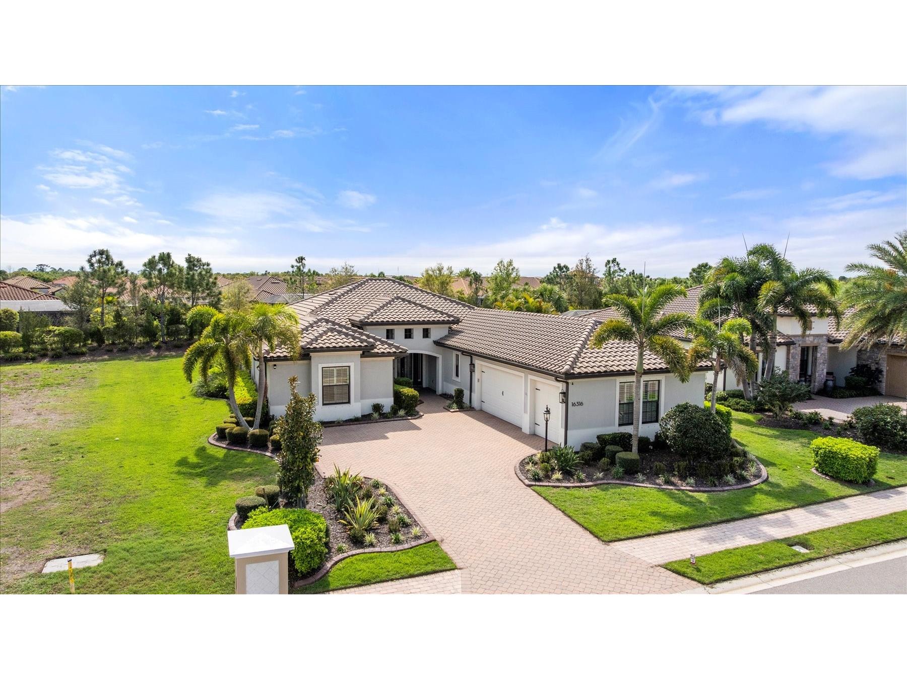 16316 Castle Park Terrace Lakewood Ranch FL 34202 A4685453 image4