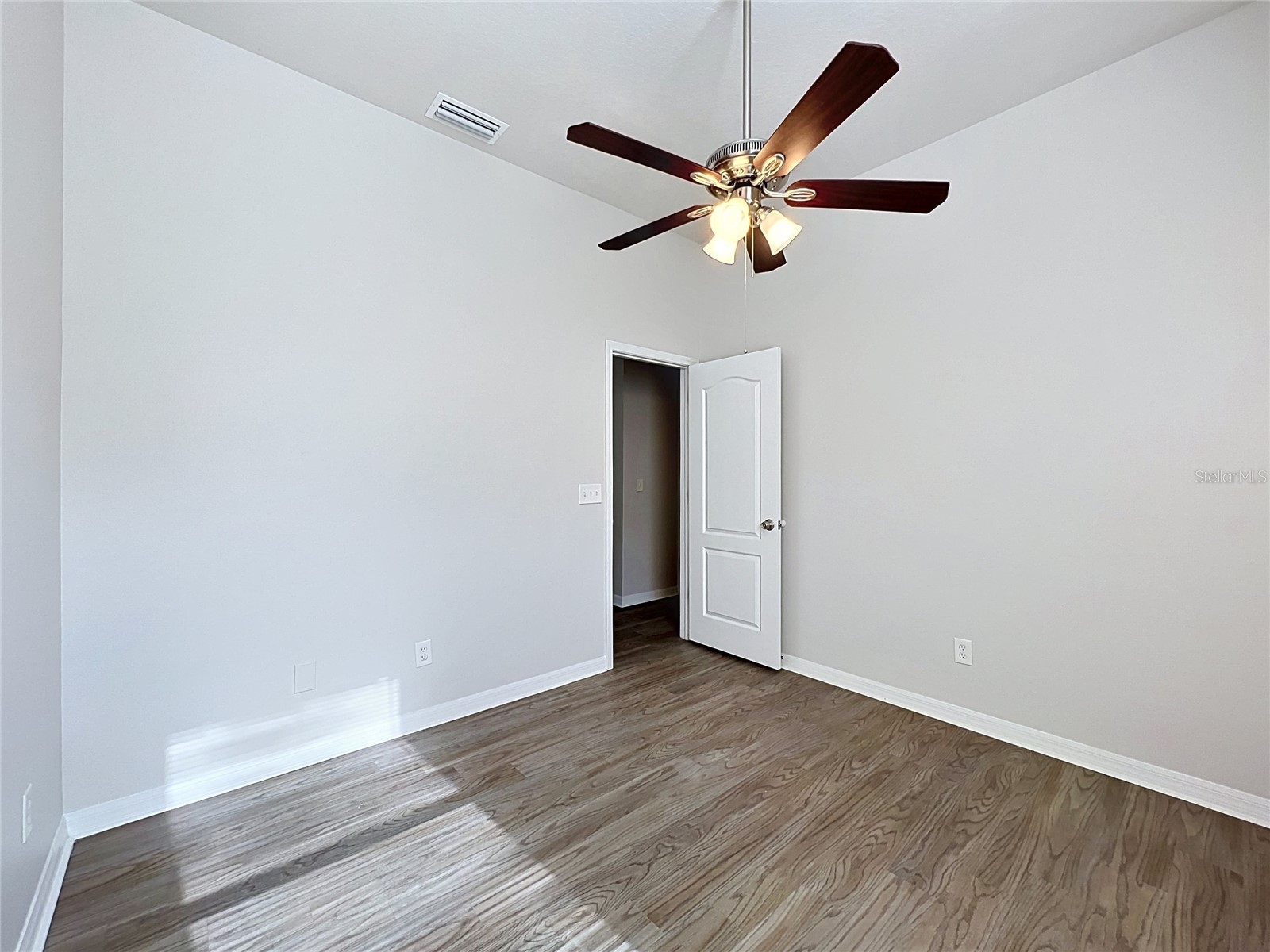 16318 Bridgelawn Avenue Lithia FL 33547 TB8439837 image32