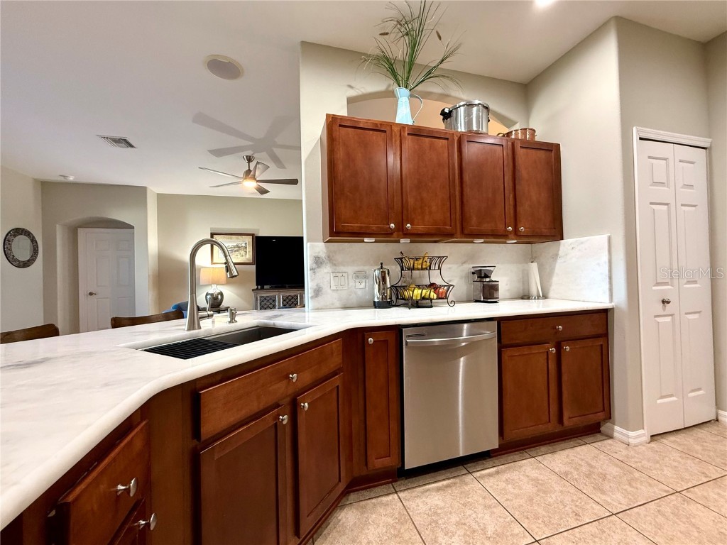 16318 SW 12th Terrace Ocala FL 34473 OM711339 image42