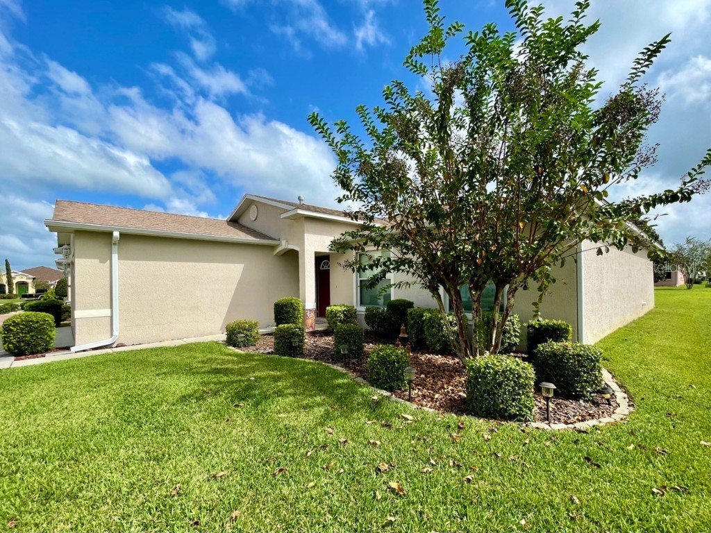 16319 SW 13th Terrace Ocala FL 34473 OM665358 image1