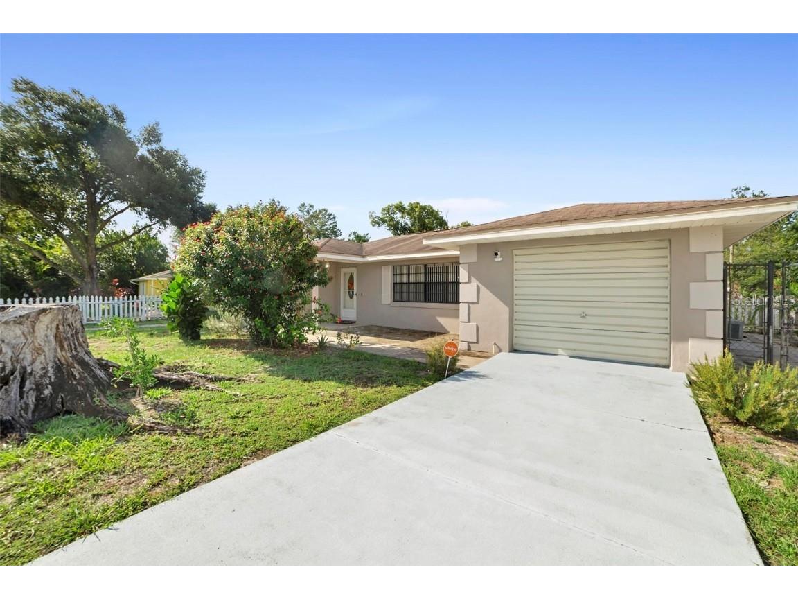 1632 Fort Smith Boulevard Deltona FL 32725 V4938197 image1