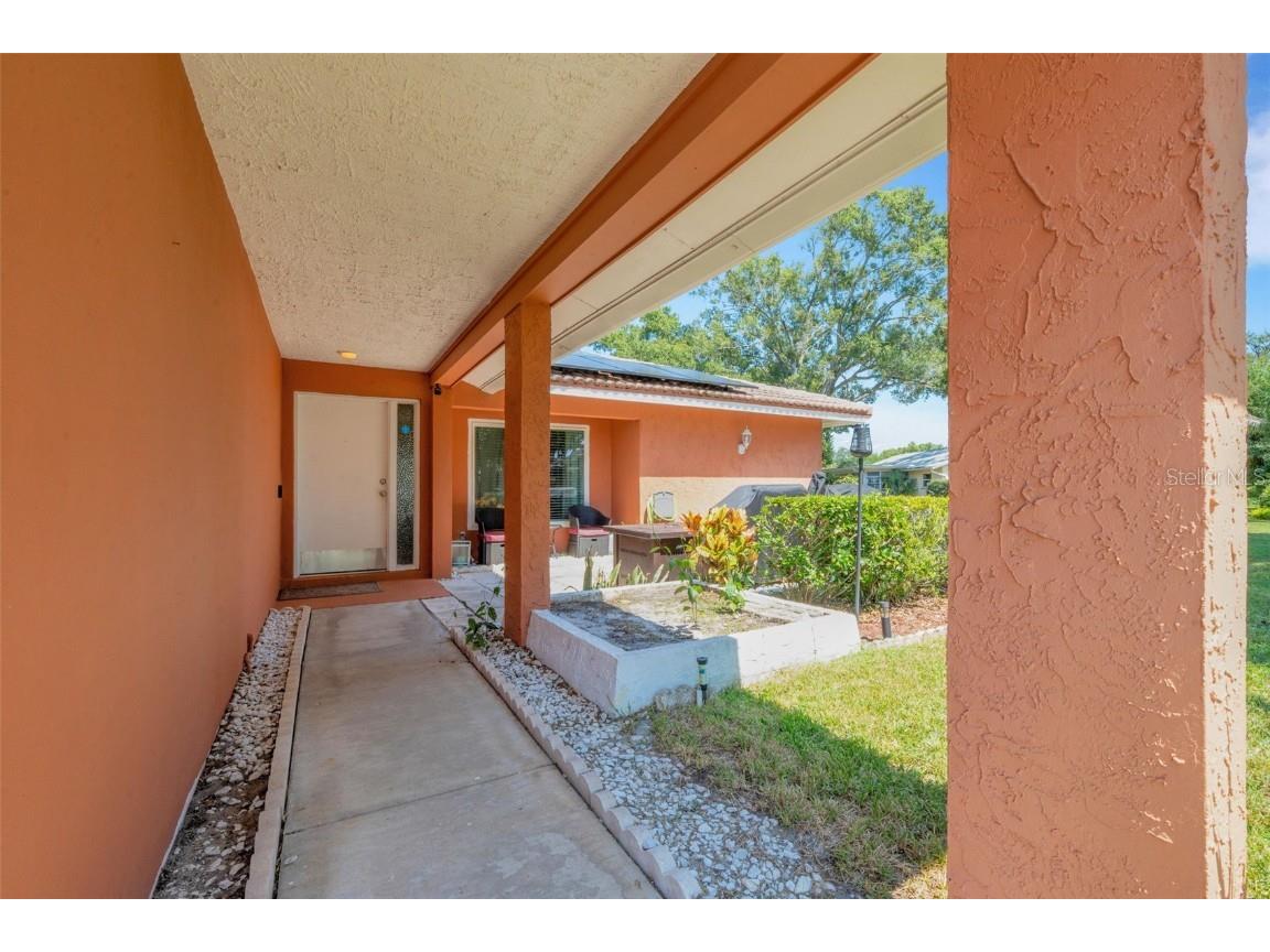 1632 Heather Place Palm Harbor FL 34684 TB8429919 image2