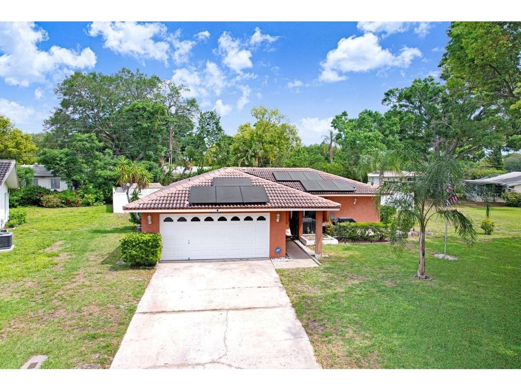 1632 Heather Place Palm Harbor FL 34684 TB8493682 image2