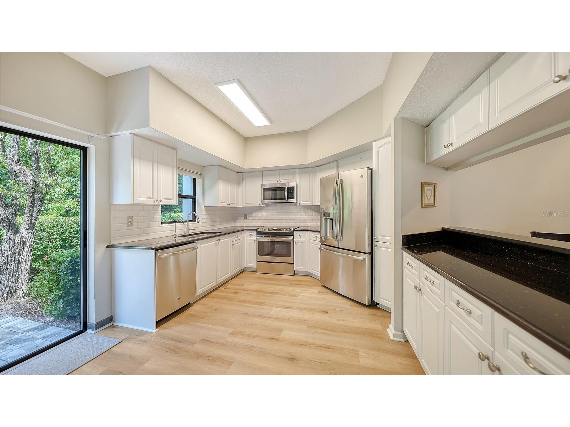 1632 Starling Drive #101 Sarasota FL 34231 A4694065 image20
