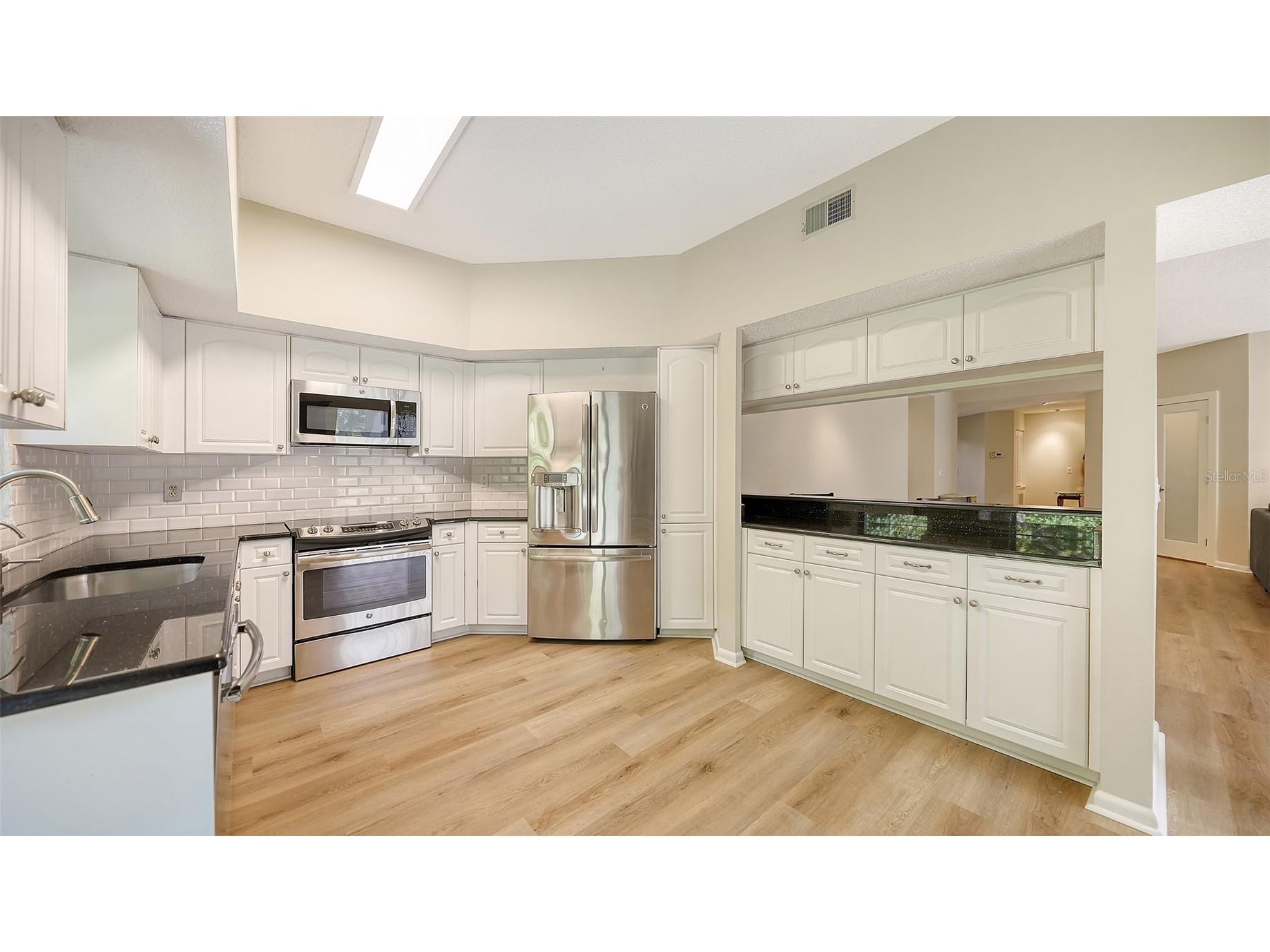1632 Starling Drive #101 Sarasota FL 34231 A4694065 image21