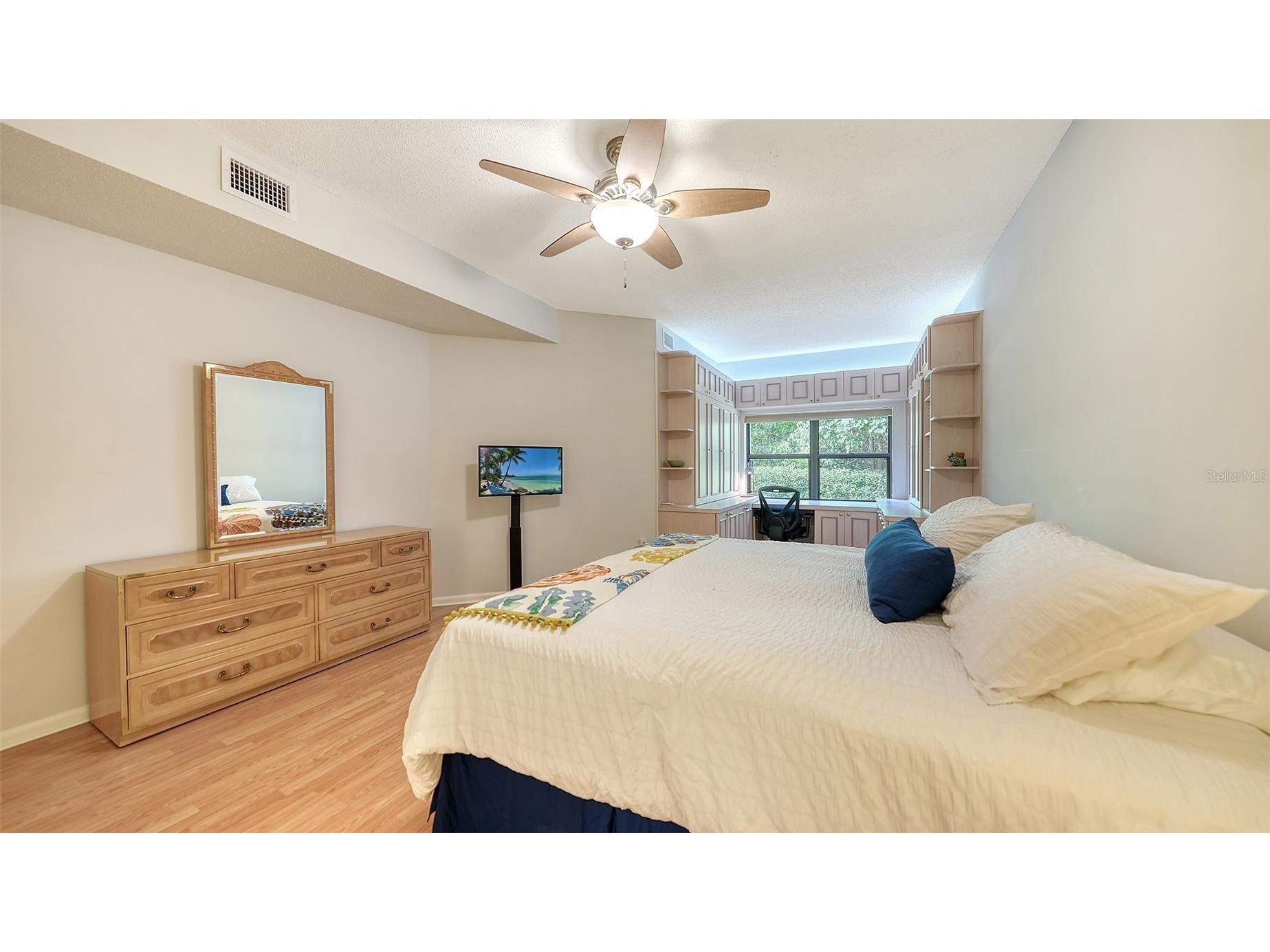 1632 Starling Drive #101 Sarasota FL 34231 A4694065 image24