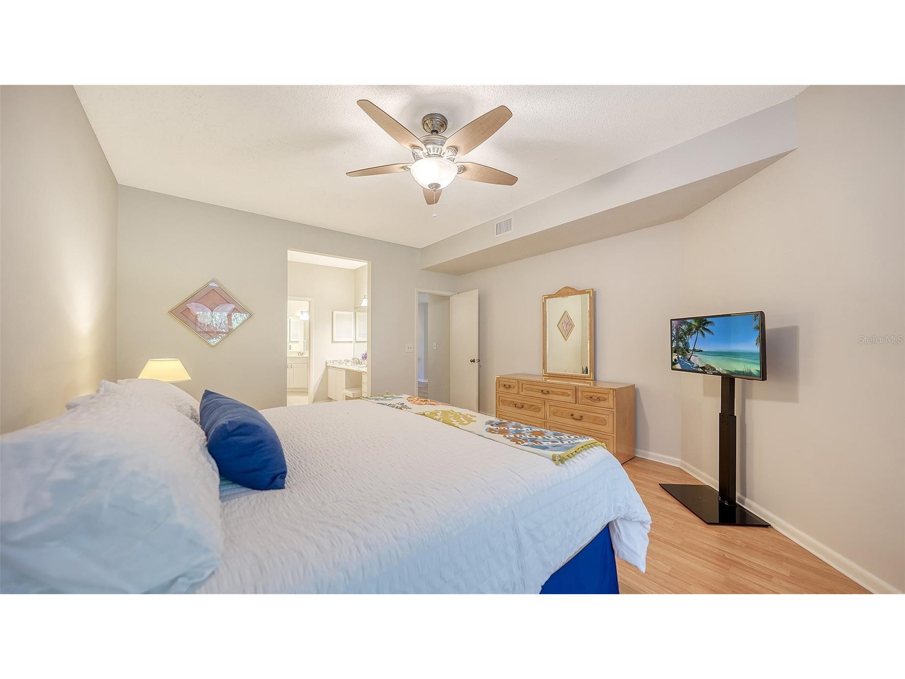 1632 Starling Drive #101 Sarasota FL 34231 A4694065 image26