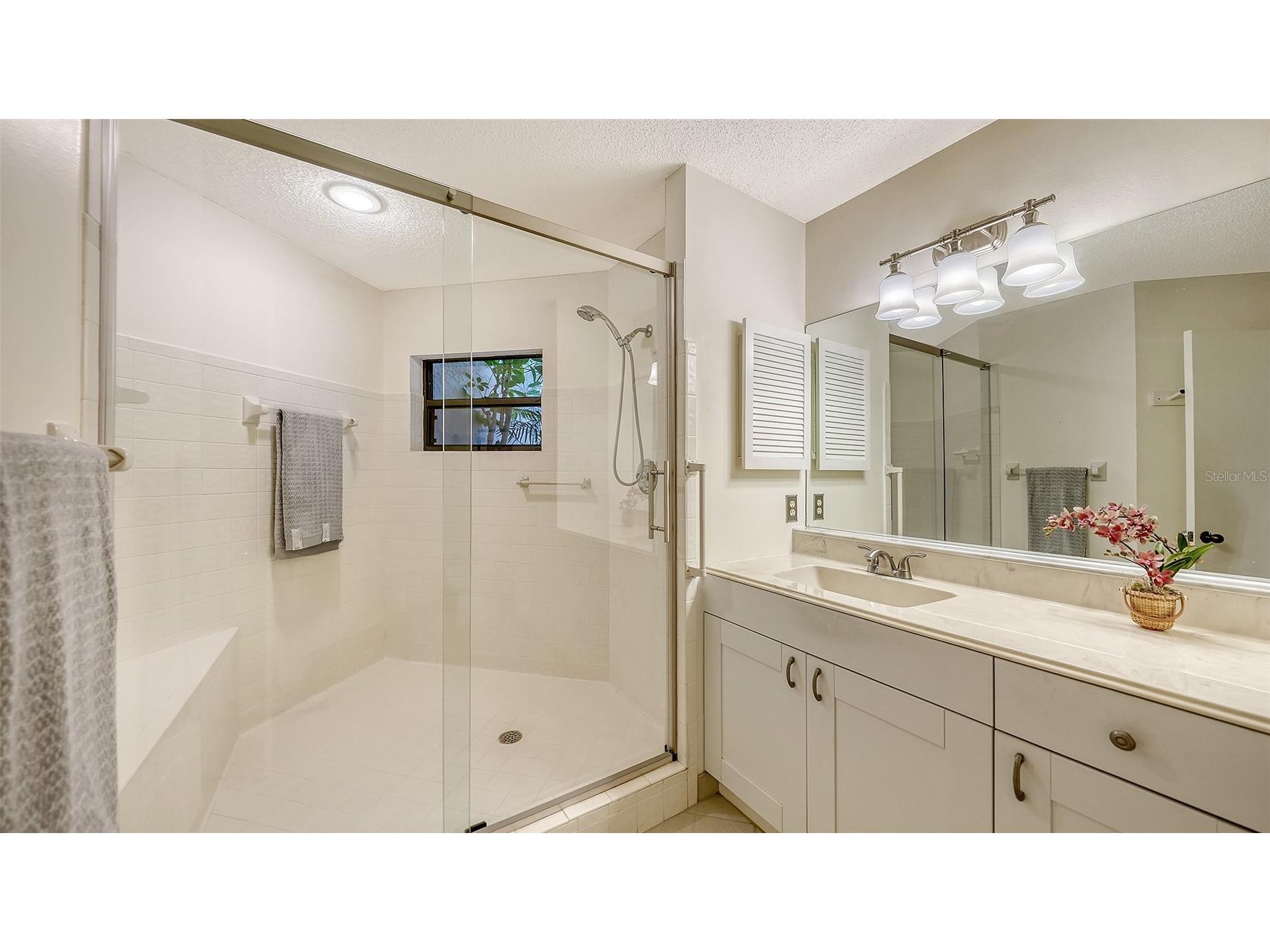 1632 Starling Drive #101 Sarasota FL 34231 A4694065 image29