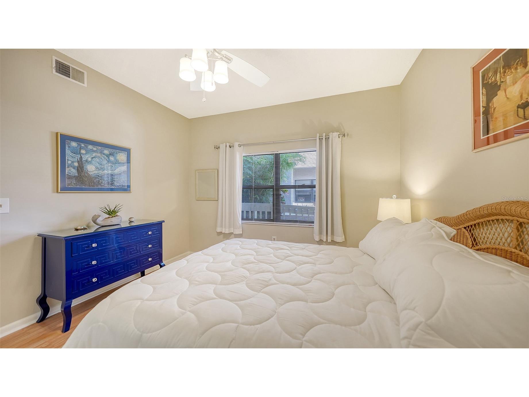1632 Starling Drive #101 Sarasota FL 34231 A4694065 image32