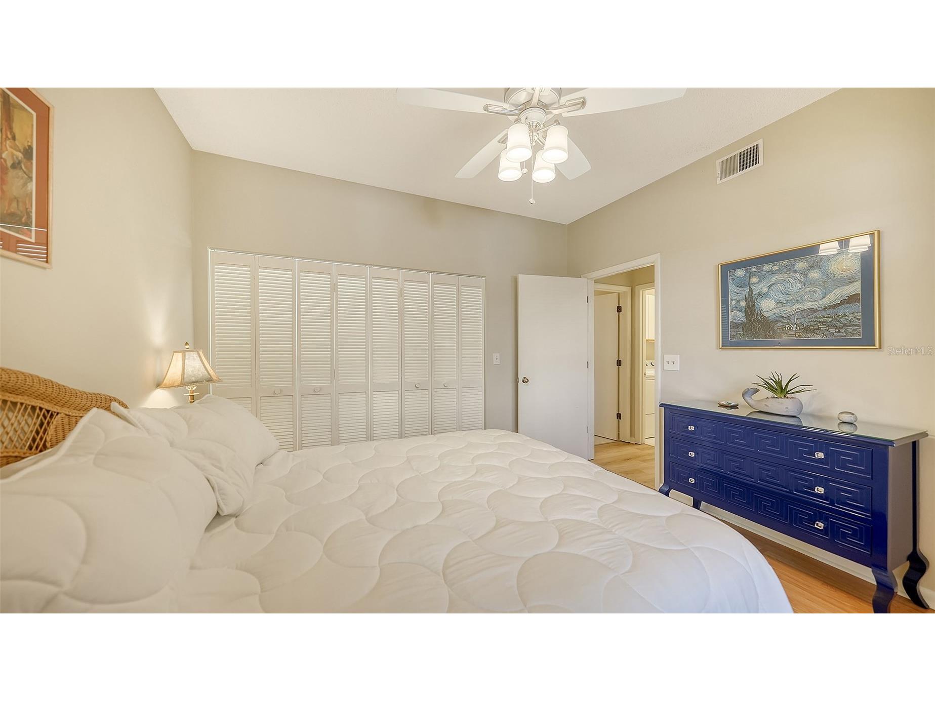 1632 Starling Drive #101 Sarasota FL 34231 A4694065 image33