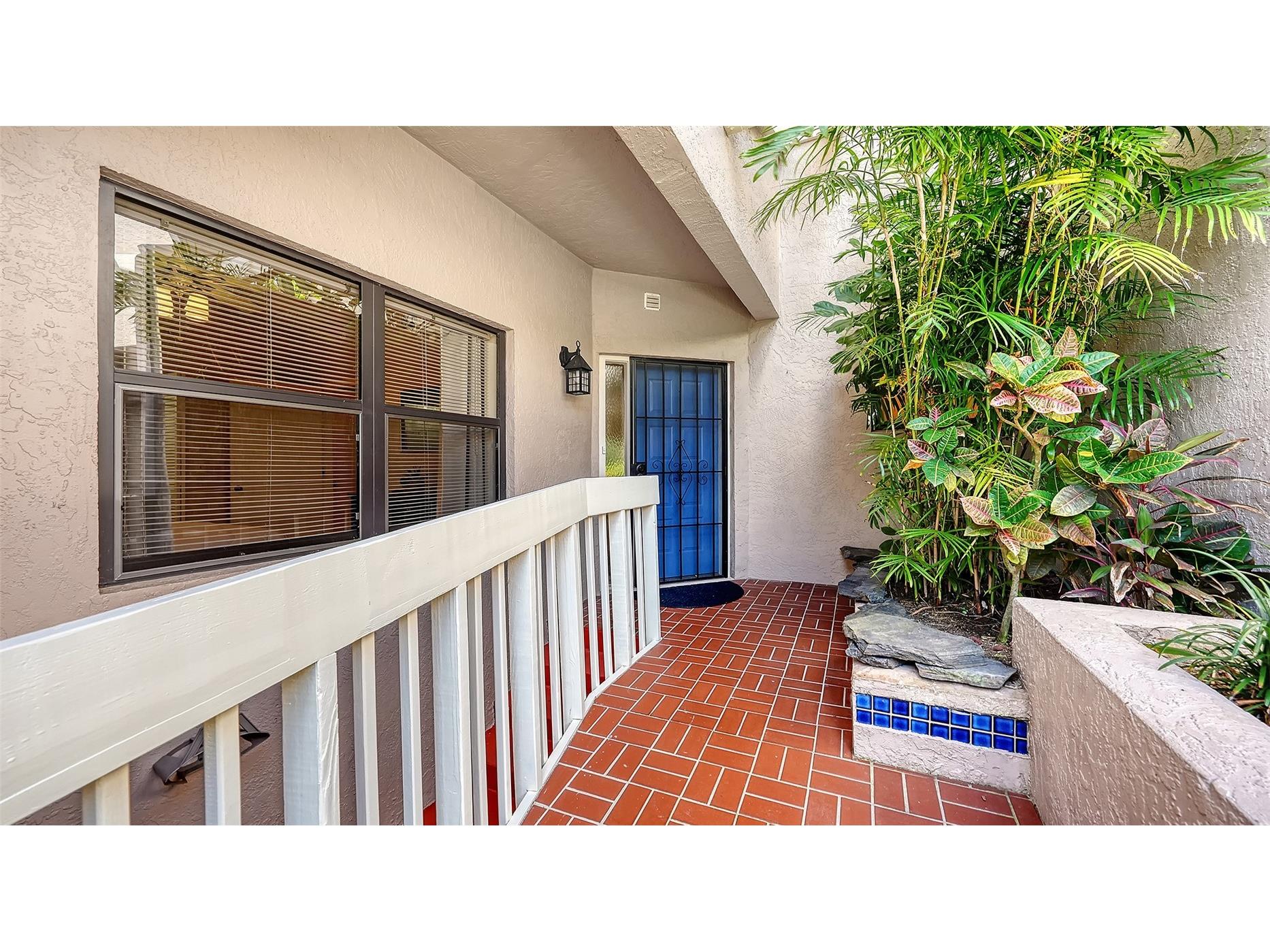 1632 Starling Drive #101 Sarasota FL 34231 A4694065 image4
