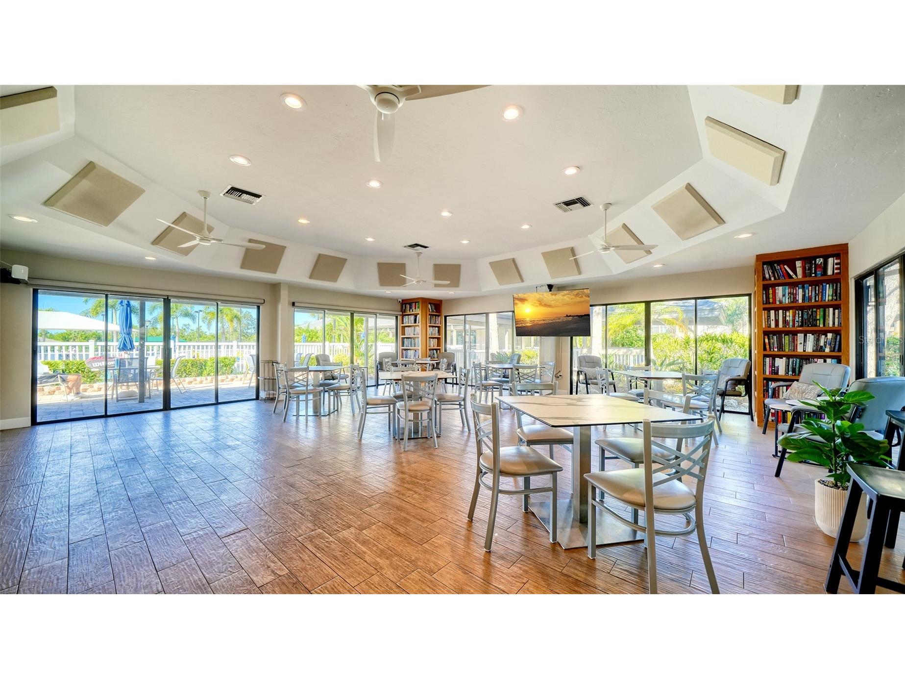 1632 Starling Drive #101 Sarasota FL 34231 A4694065 image54