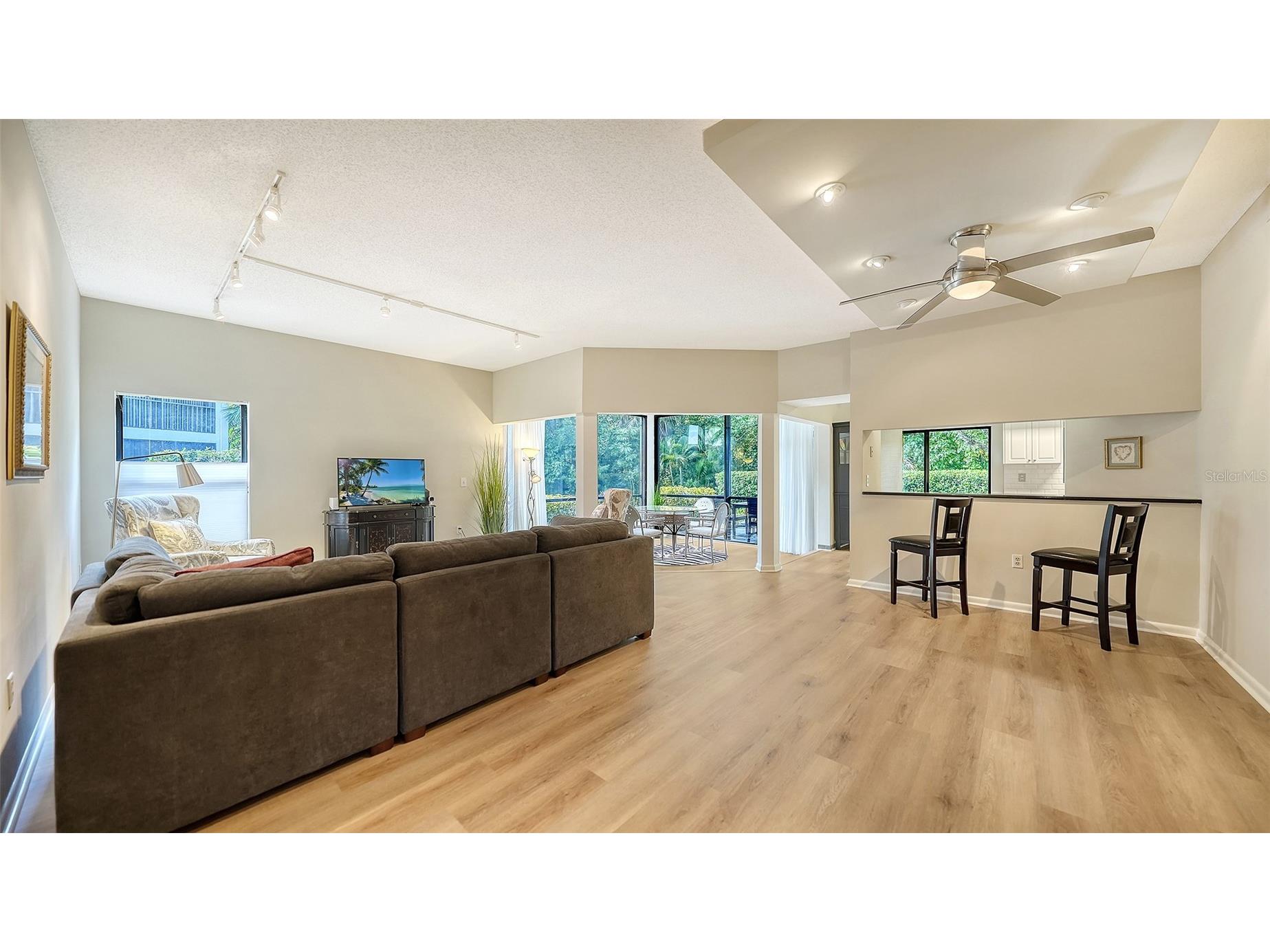 1632 Starling Drive #101 Sarasota FL 34231 A4694065 image6