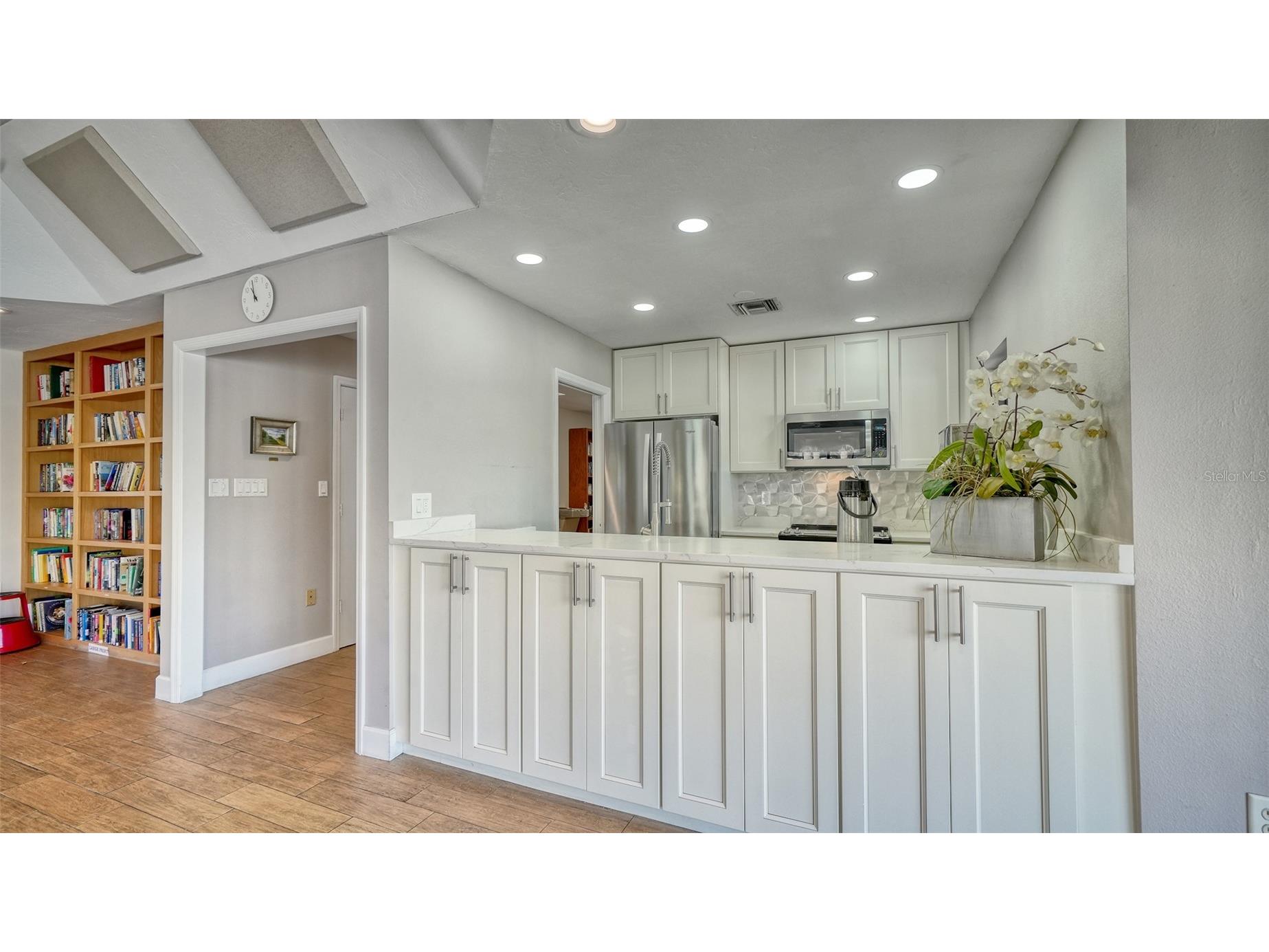 1632 Starling Drive #101 Sarasota FL 34231 A4694065 image60
