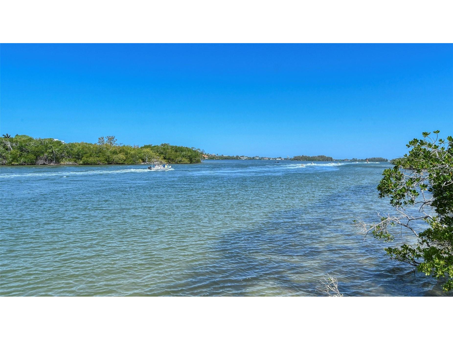1632 Starling Drive #101 Sarasota FL 34231 A4694065 image88