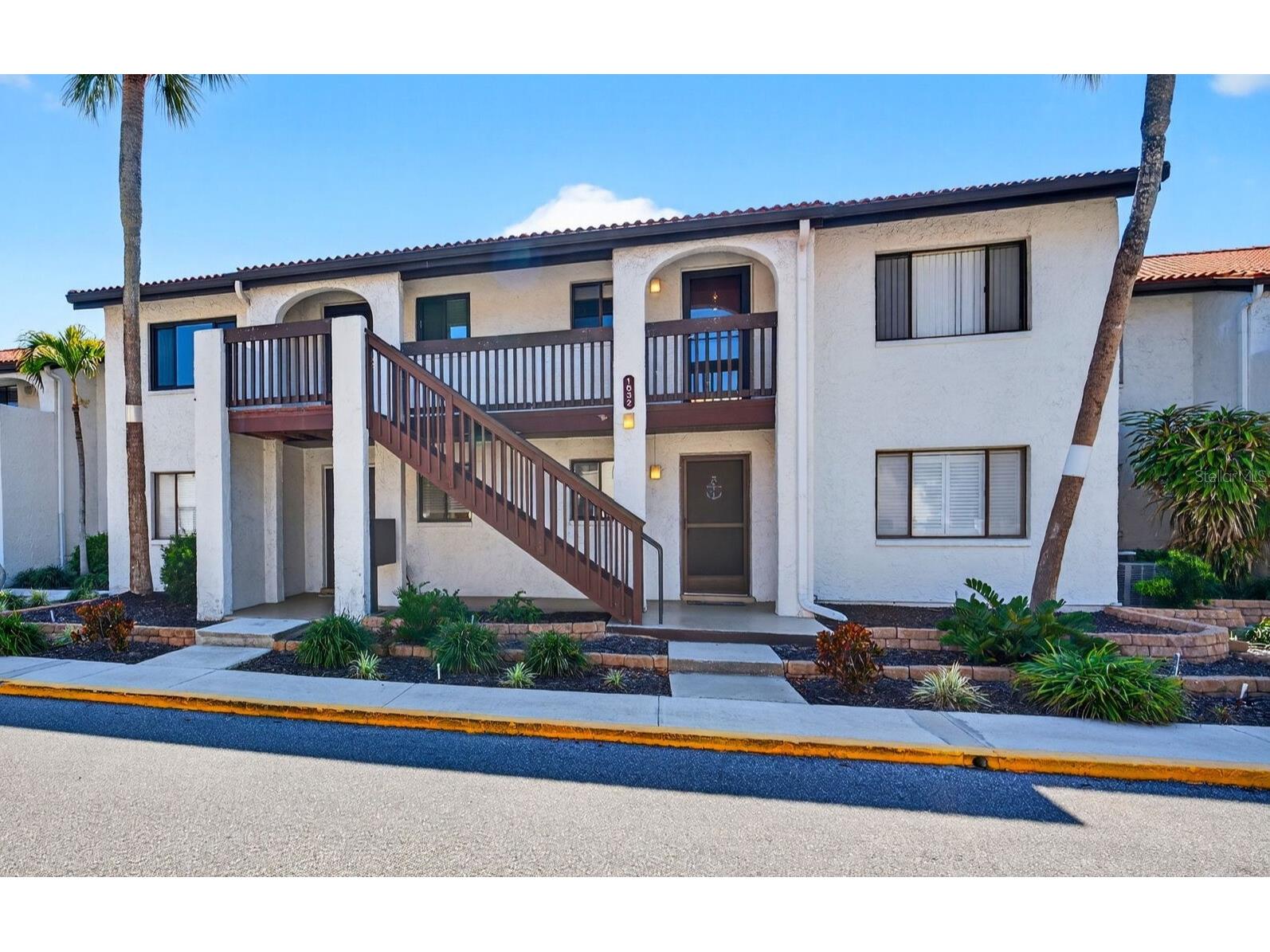1632 Stickney Point Road #201 Sarasota FL 34231 - SARASOTA BAY A4682953 image1