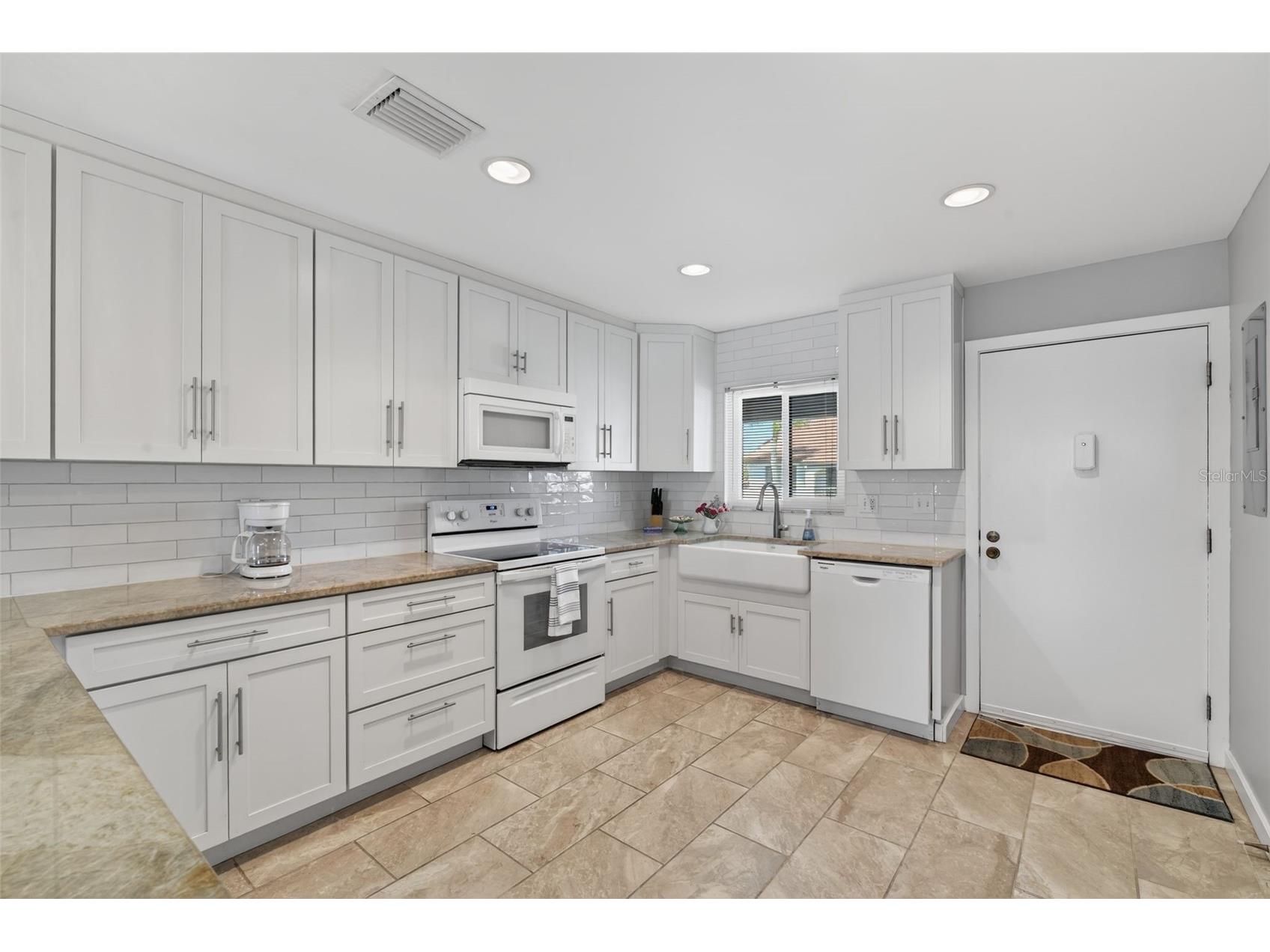 1632 Stickney Point Road #201 Sarasota FL 34231 - SARASOTA BAY A4682953 image9