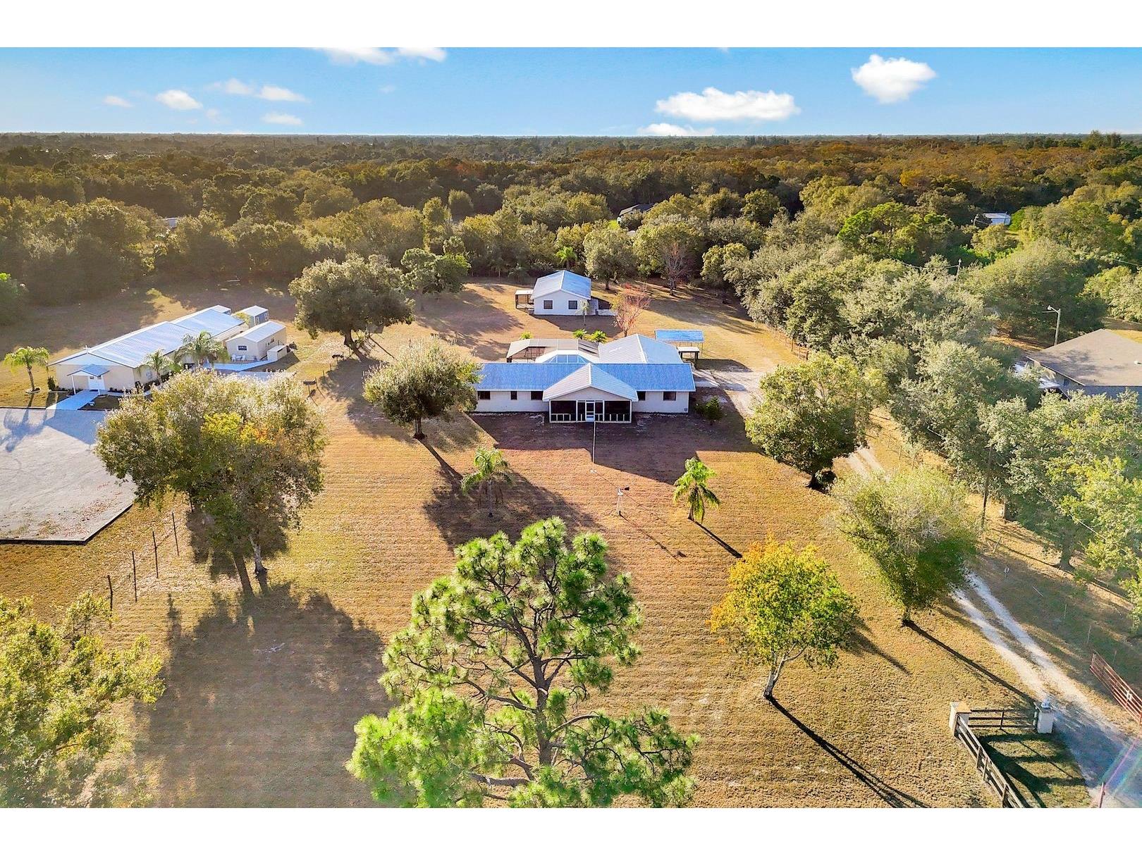 16321 Slater Road North Fort Myers FL 33917 A4677621 image1