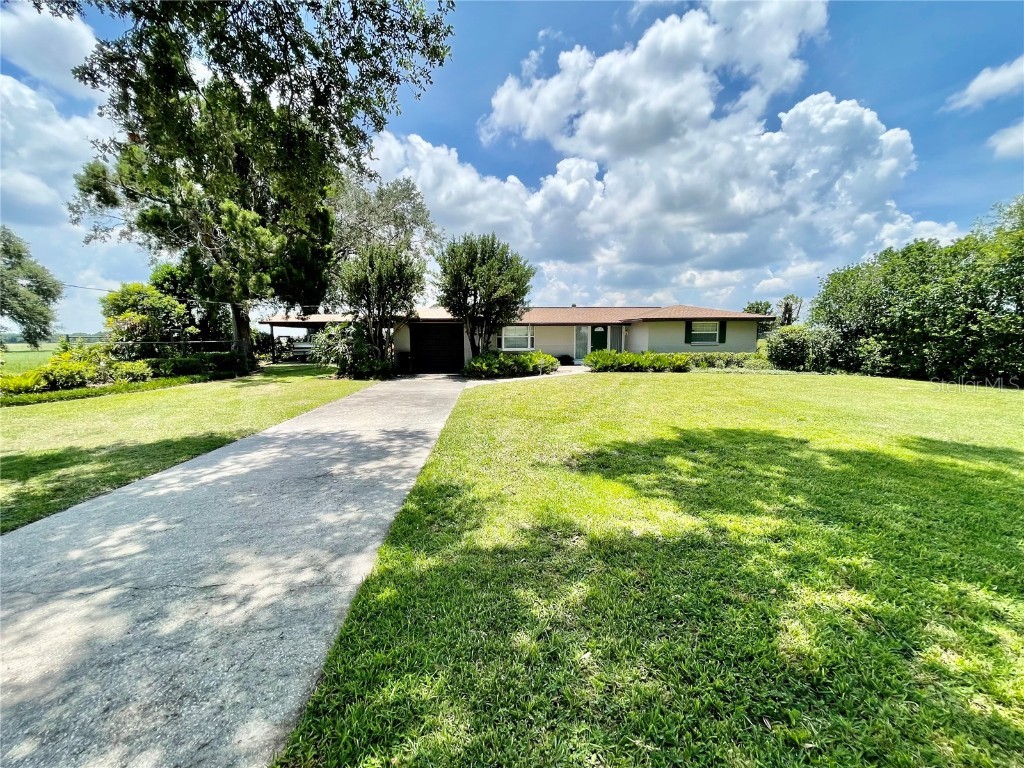 16323 672nd Highway Lithia FL 33547 T3452391 image1