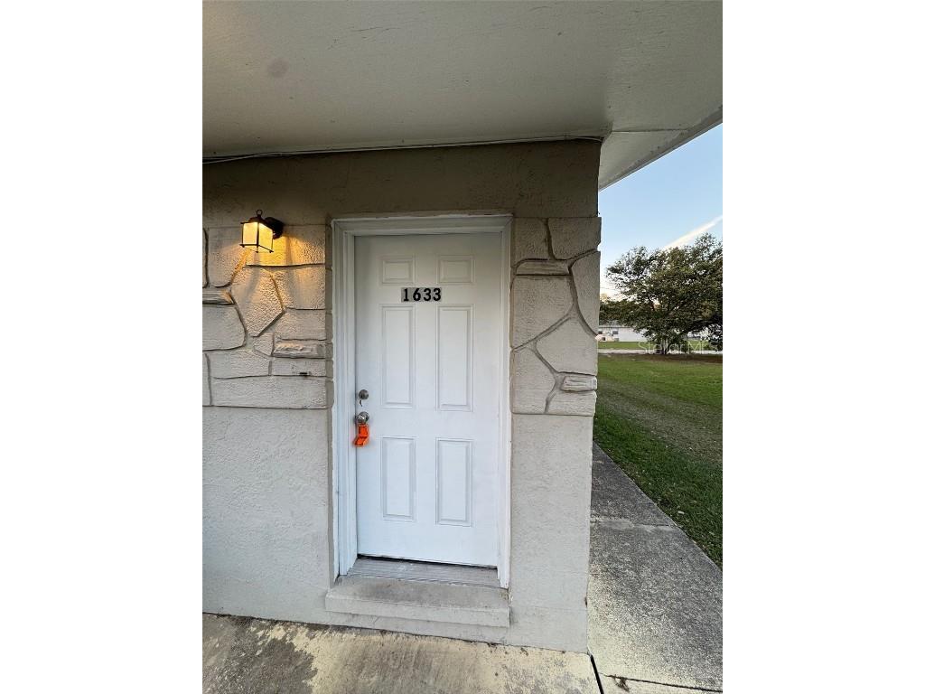 1633-1633 NE 70th Street Ocala FL 34479 OM698925 image2