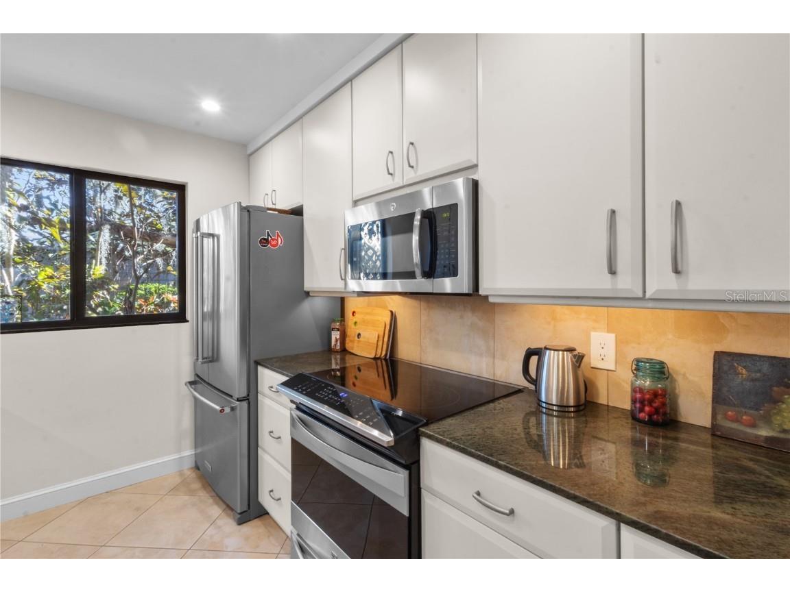 1633 Boathouse Circle #131 Sarasota FL 34231 A4675262 image6