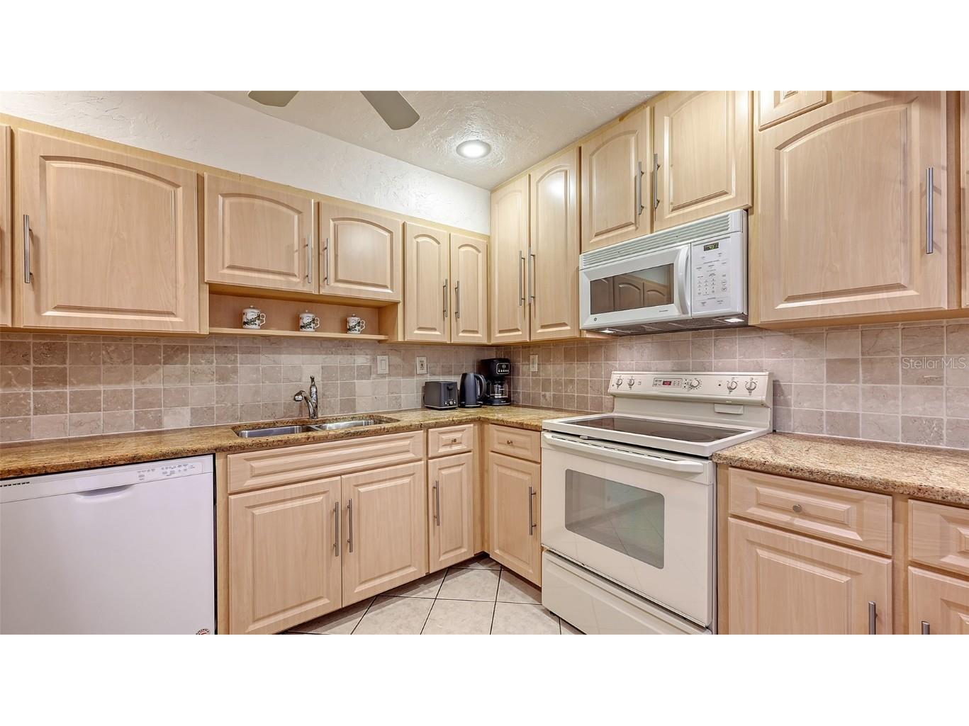 1633 Boathouse Circle #HA132 Sarasota FL 34231 A4644501 image19