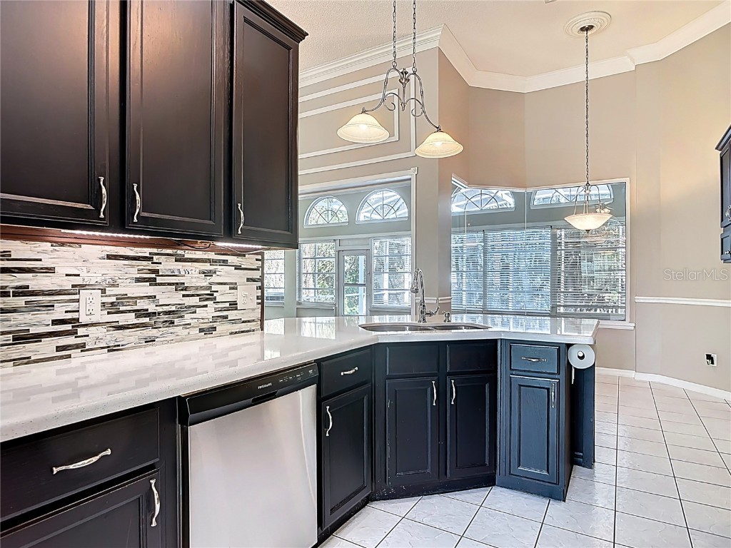 1633 Lakeside Drive Deland FL 32720 V4945361 image18