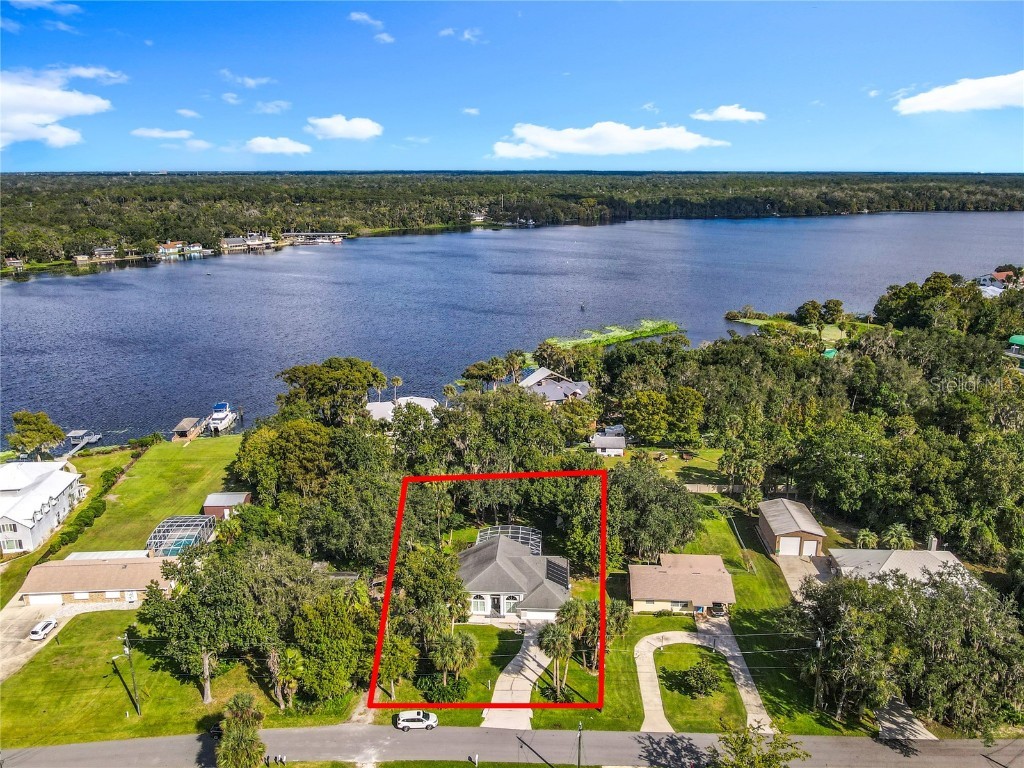1633 Lakeside Drive Deland FL 32720 V4945361 image3