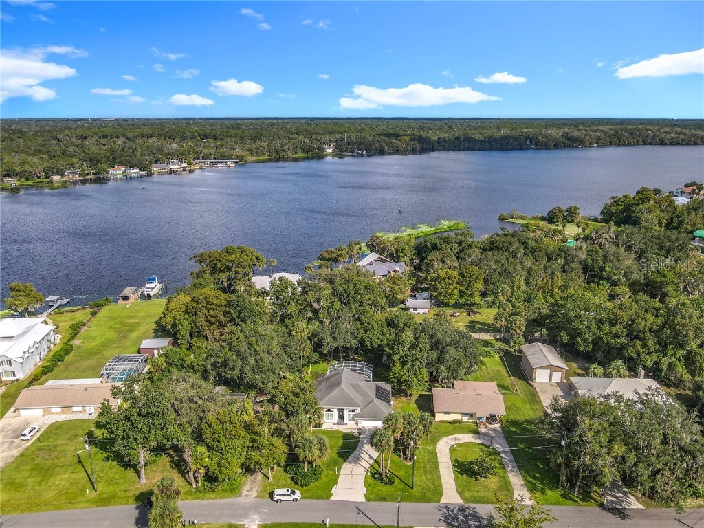 1633 Lakeside Drive Deland FL 32720 V4945361 image42