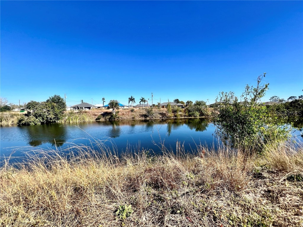 1633 NW 7th Avenue Cape Coral FL 33993 C7505937 image1